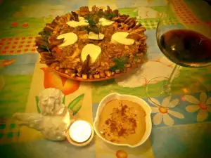 Мидена яхния с картофи и рулца от раци