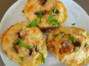 Маслени картофки, пълнени с печурки