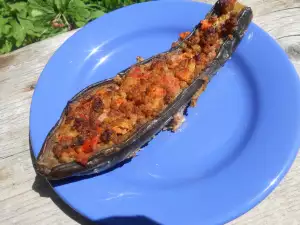 Вкусни пълнени патладжани