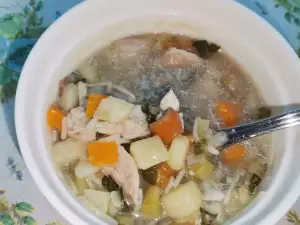 Супа с пилешки фенер и зеленчуци