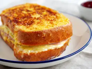 Френски сандвич Монте Кристо