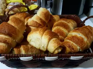 Класически кифлички със сирене