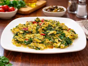 Спанак с праз и яйца на тиган - ароматен и полезен