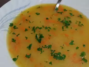 Сръбска супа с грис, картофи и моркови