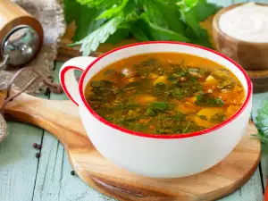 Селска супа от коприва с месо