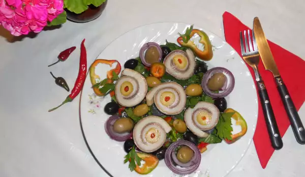 Албанска зелена салата с маринована селда (от Вльора)