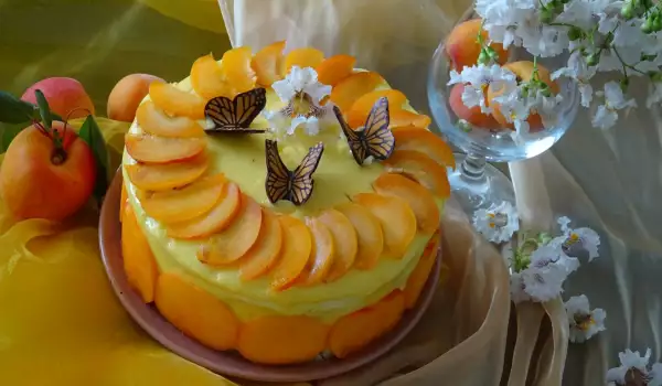 Ангелска торта с кайсии