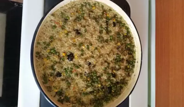 Бърз ориз със зеленчуци