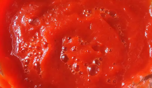 Домашен кетчуп от цвекло