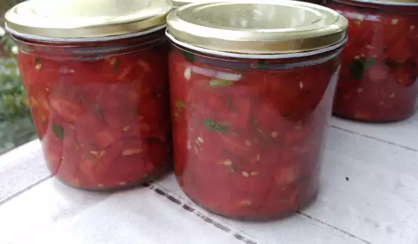 Салца от белени домати