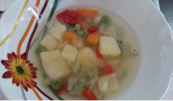 Бистра картофена супичка за отслабване