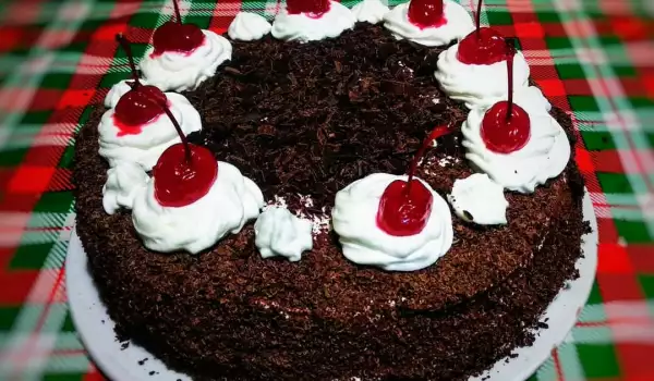 Класическа торта Черна гора (Black Forest Cake)