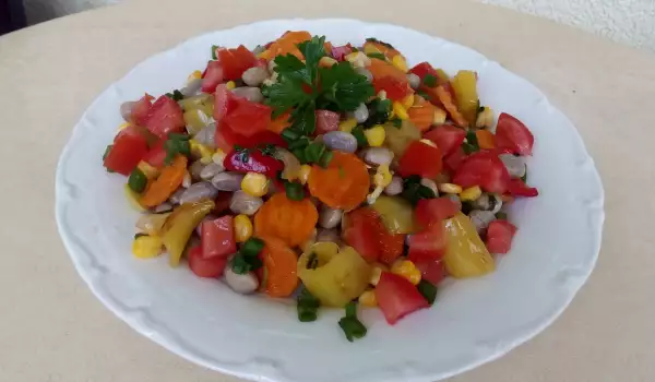 Разкошна бобена салата с печени зеленчуци