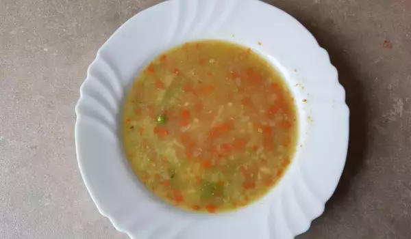 Патешка бяла супа със зеленчуци