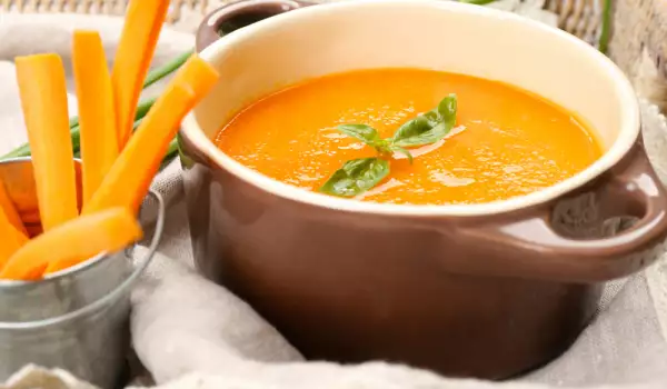 Супа с моркови и портокалов сок