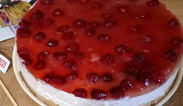 Чийзкейк с бял шоколад и малини