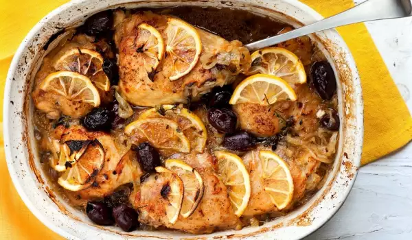 Пиле с маслини по гръцки