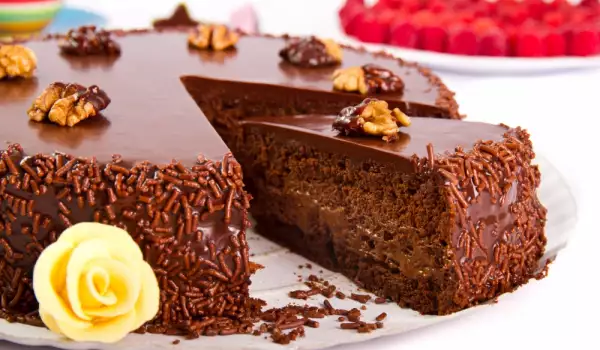 Шоколадова торта с глазура