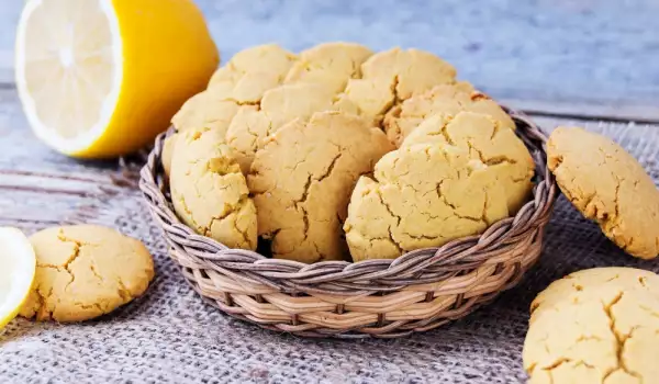 Царевични бисквити с лимон