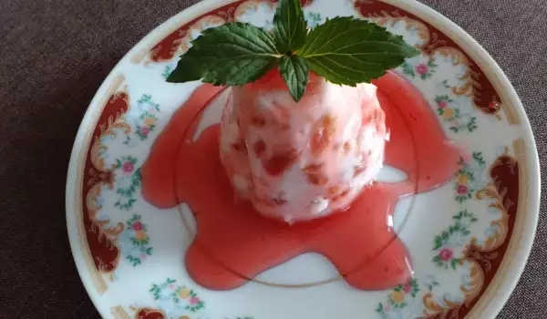 Най-бързият и вкусен десерт с ягоди