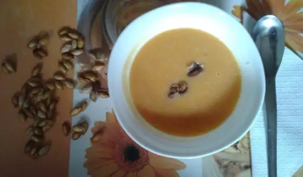 Домашна крем супа от тиква