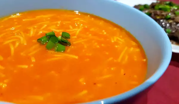 Веган доматена супа с фиде