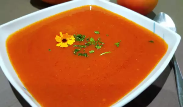 Тиквено-доматена супа