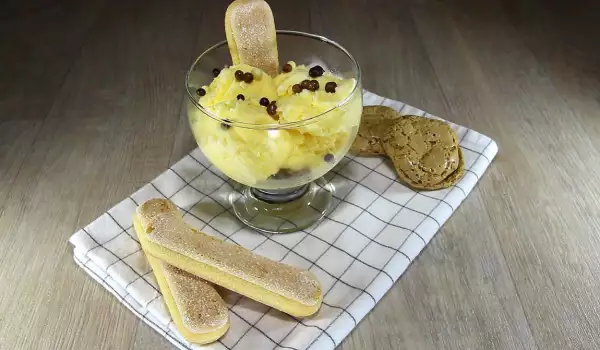 Домашен ванилов сладолед
