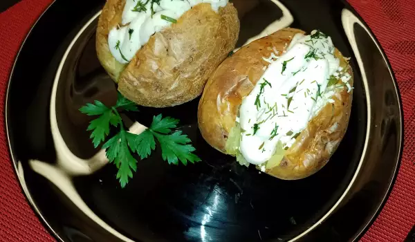 Ароматни пълнени картофи