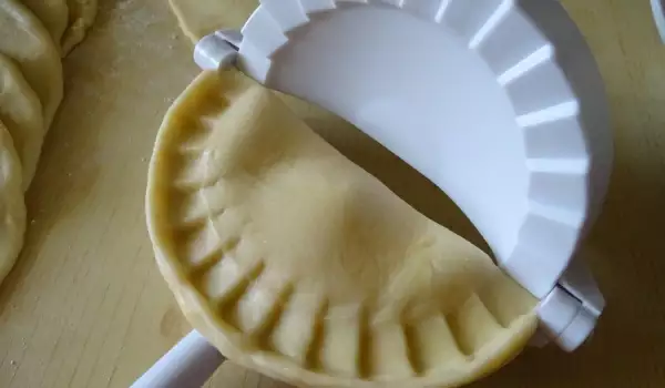 Емпанади с плънка от сирене