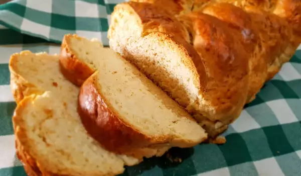 Френски хляб с масло и мляко