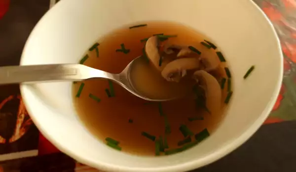 Гъбена супа по Японски