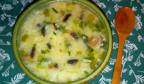 Гъбена супа с просо и застройка