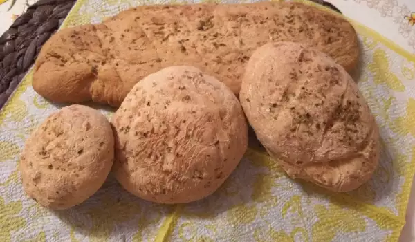 Мини хлебчета с чесън и риган