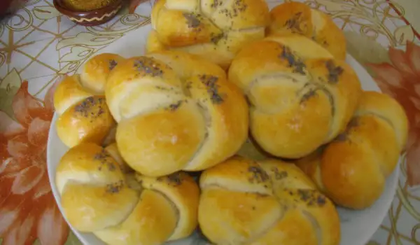Хлебчета с маково семе