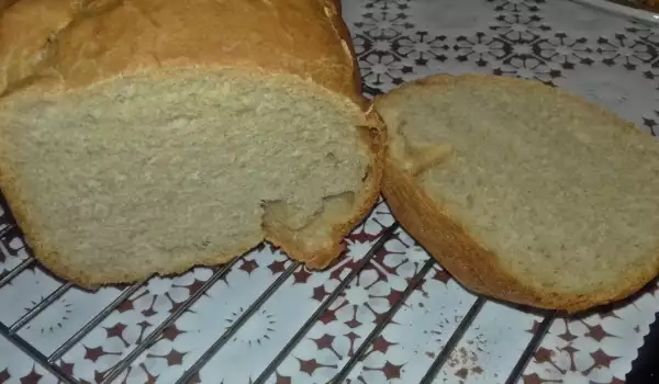 Пълнозърнест хляб с айрян в хлебопекарна