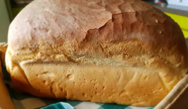 Бял хляб с кефир