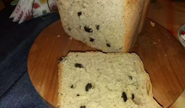 Хляб с маслини и подправки