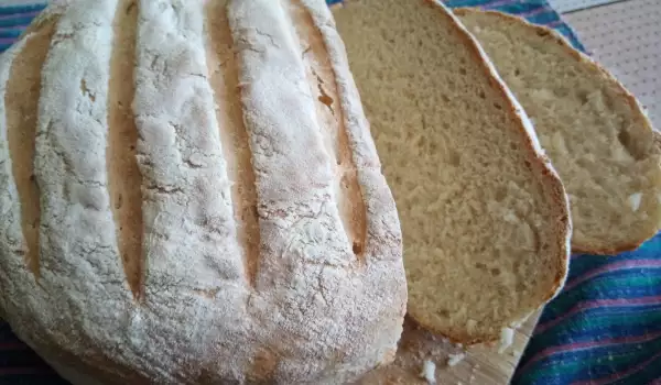 Домашен хляб с хрупкава коричка
