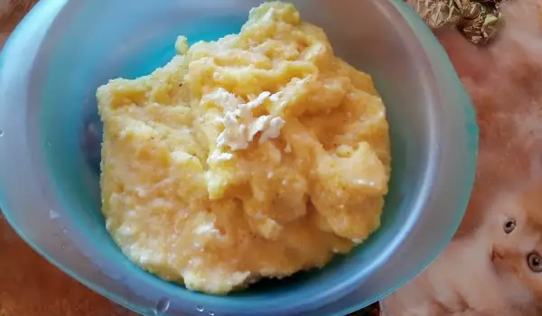 Качамак за деца със сирене и масло