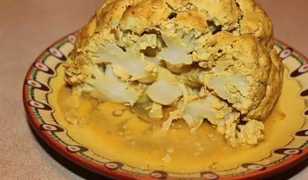 Печен карфиол с млечен сос и къри