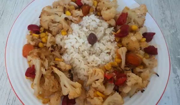 Зеленчуци на фурна с бял ориз на мултикукър