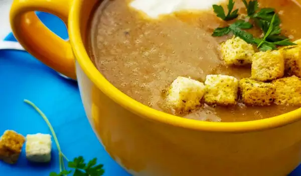 Лека крем супа с лапад и картофи