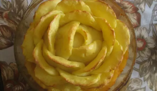 Картофена роза със свинско и гъби