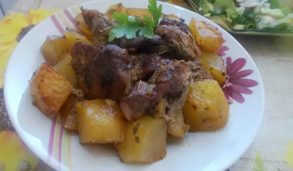 Свинско месо с картофи в плик