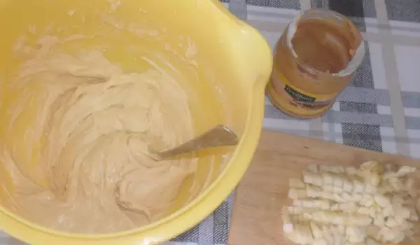 Бананов кекс с фъстъчено масло
