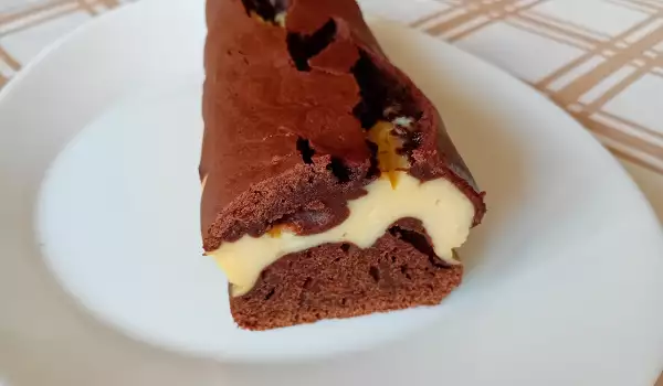 Кекс с шоколад и крема сирене