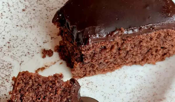 Кето шоколадов кейк с глазура