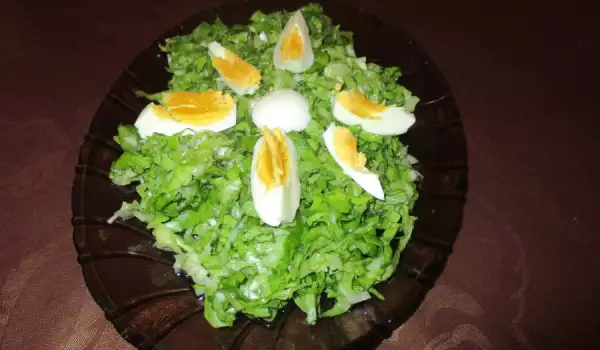 Класическа салата с маруля