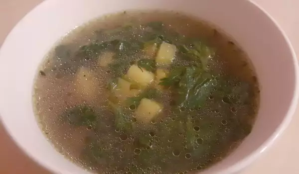 Постна копривена супа с картофи